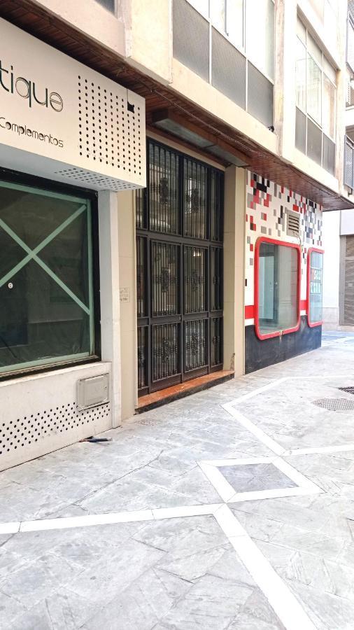 Apartamentos Centro Малага Екстериор снимка
