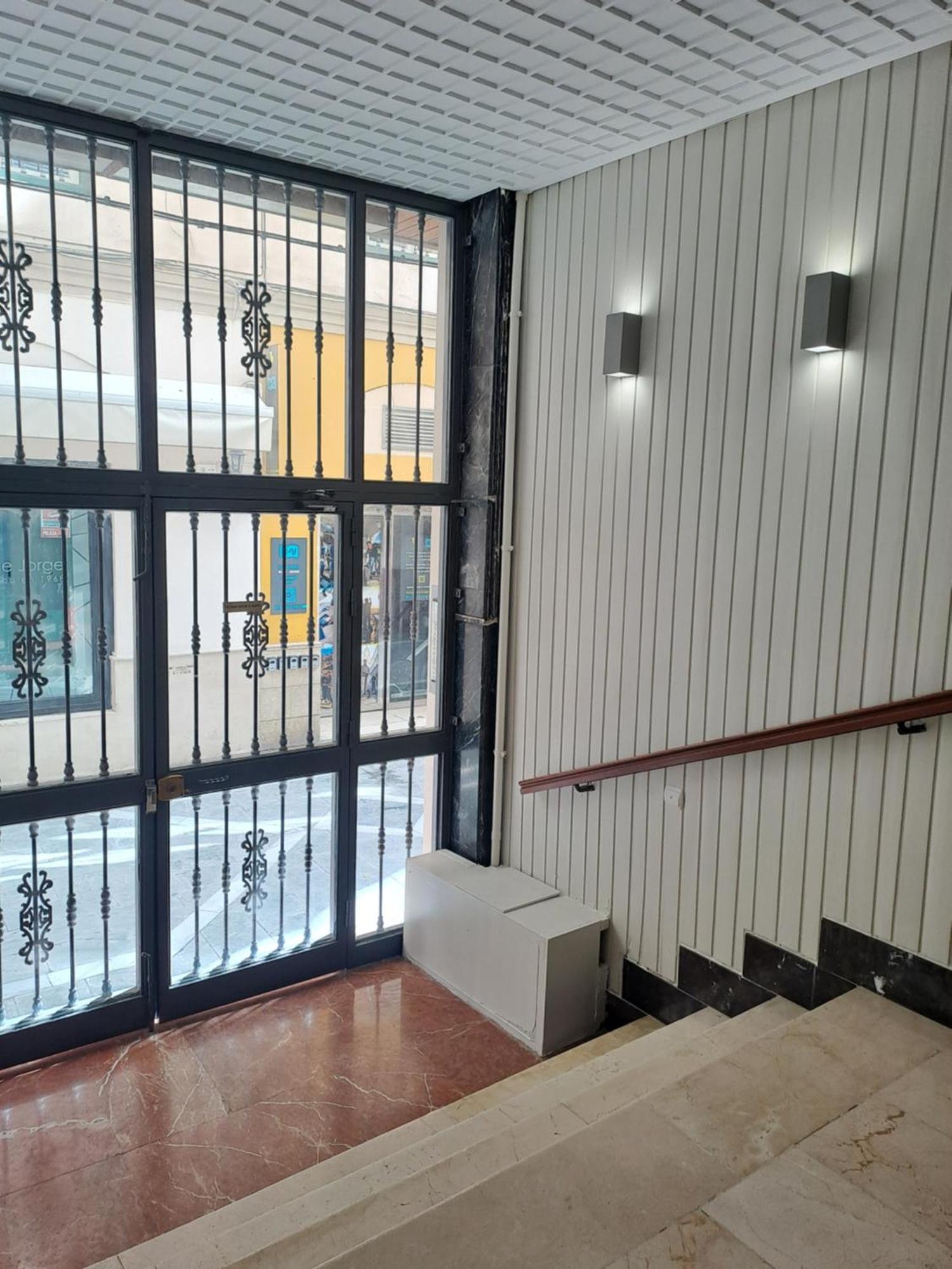 Apartamentos Centro Малага Екстериор снимка