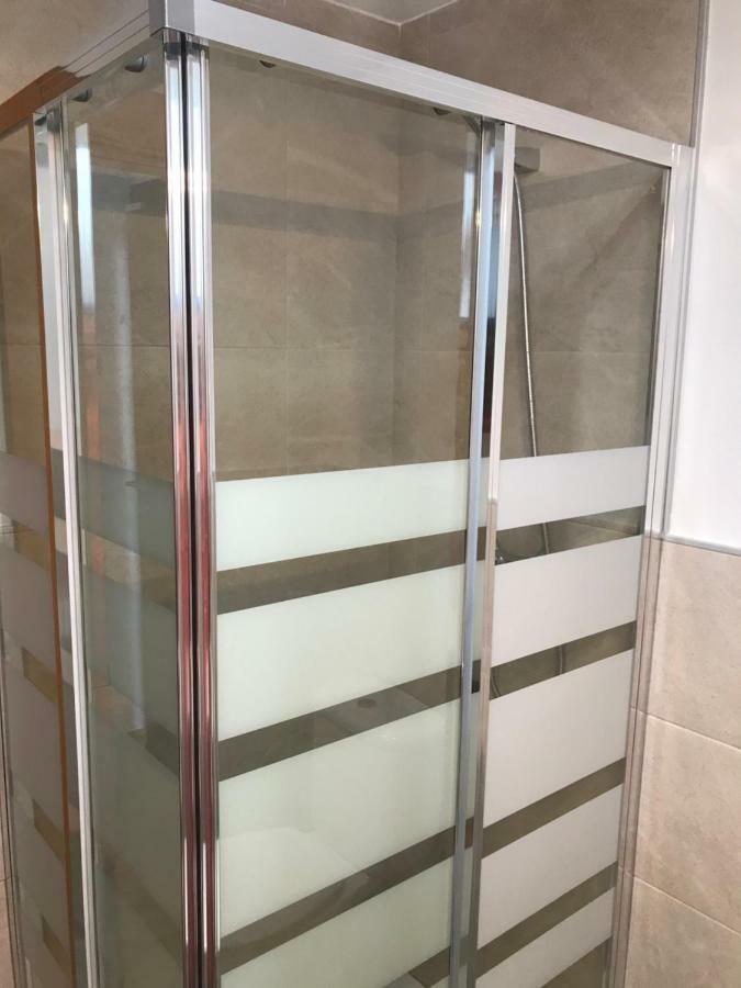 Apartamentos Centro Малага Екстериор снимка