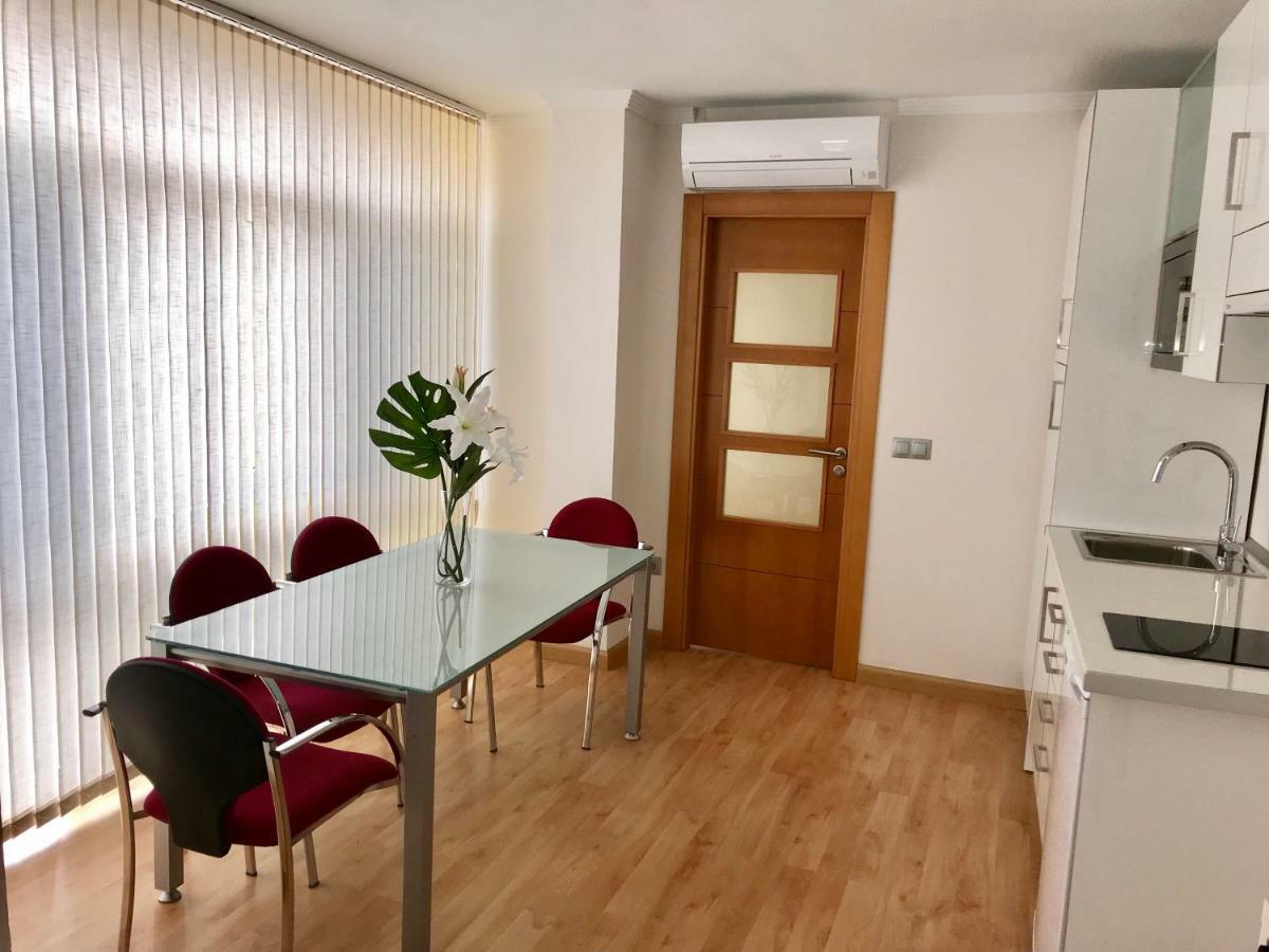 Apartamentos Centro Малага Екстериор снимка